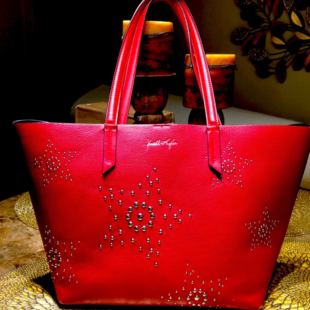 Kendall & Kylie red tote